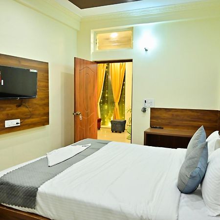 Hotel Boss Palace Mysore Exterior foto